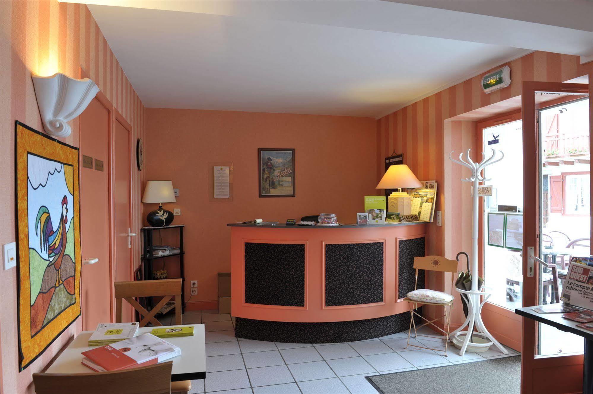 Hotel Ursula Cambo-les-Bains Exterior photo